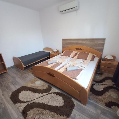Aquatherma Apartman Sárospatak Exterior photo
