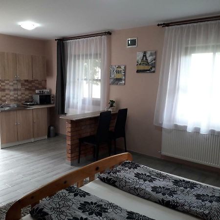 Aquatherma Apartman Sárospatak Exterior photo