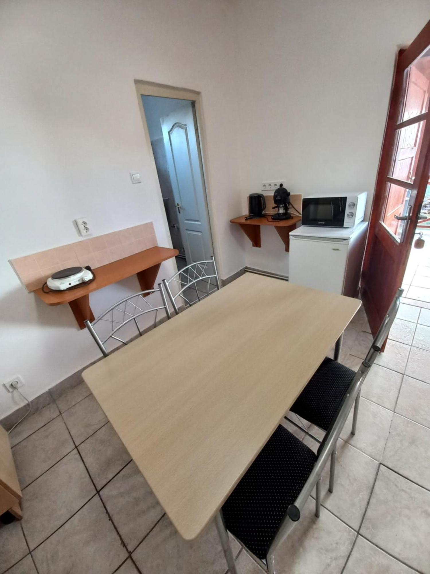 Aquatherma Apartman Sárospatak Exterior photo